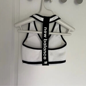 New  balance sports bra size S